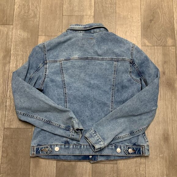Womens Time And Tru Washed Denim Jean Jacket - Picture 2 of 6